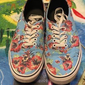 Star Wars Vans “Yoda Aloha” 🌺